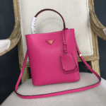 MAGENTA