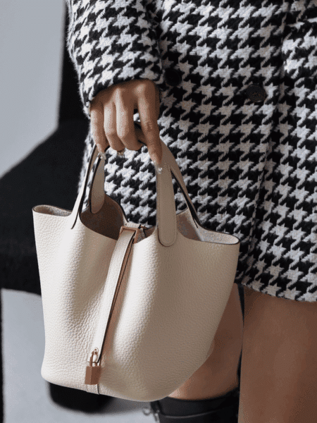 [에르메스] 피코탄 Lock 18cm Clemence