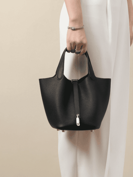 [에르메스] 피고탄 Lock 18cm Clemence