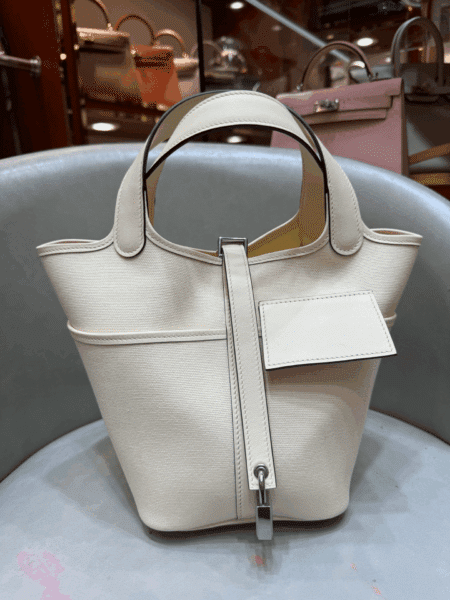 [에르메스] 피코탄 Lock 18cm Canvas With Swift