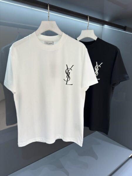 [생로랑] 카산드르 로고 티셔츠 (2 COLORS)