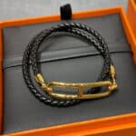 BLACK / GOLD