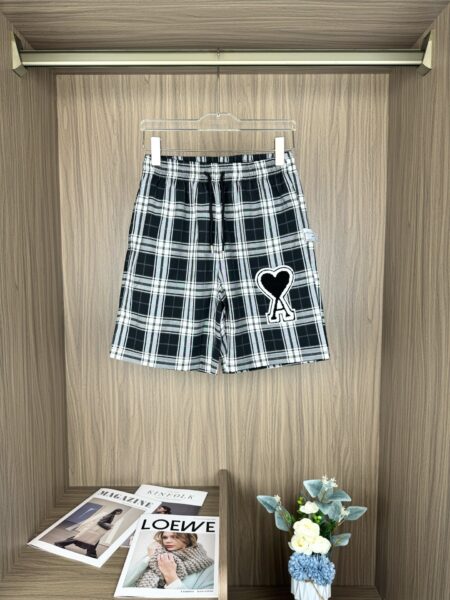 [아미] 체크 반바지