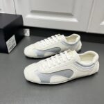 WHITE / GREY