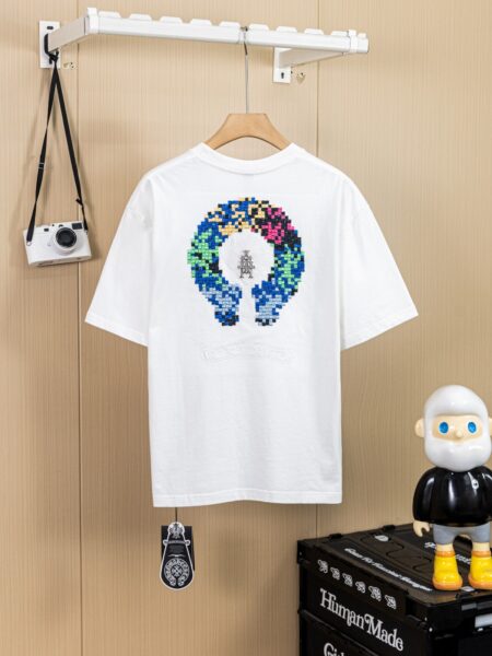 [크롬하츠] 멀티 컬러 모자이크 호스슈 반팔 티셔츠 (2 COLORS)