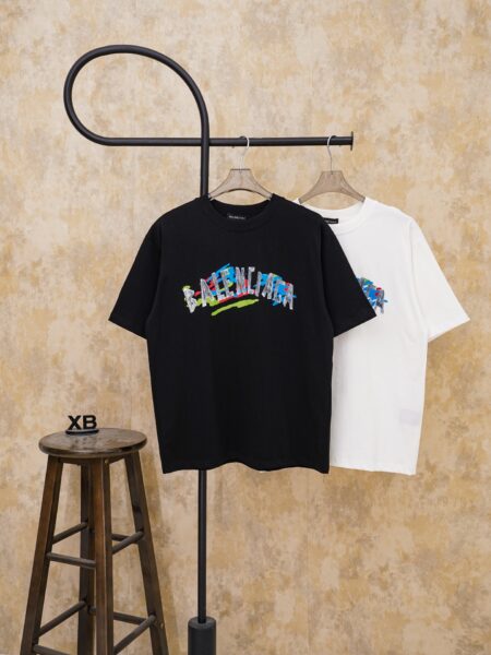 [발렌시아가] 로고 프린트 반팔 티셔츠 (2 COLORS)