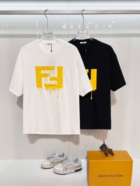 [펜디] FF 로고 프린트 티셔츠 (2 COLORS)