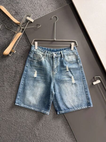 [펜디] 몬스터 데님 반바지