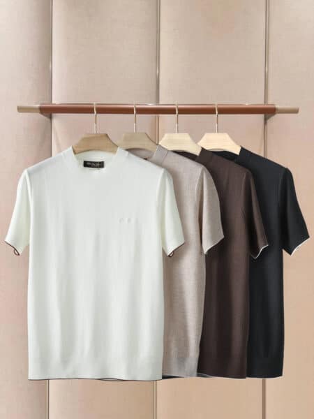 [로로피아나] 크레스트 로고 자수 쿰멜 팁 라운드넥 니트 티셔츠 (4 COLORS)