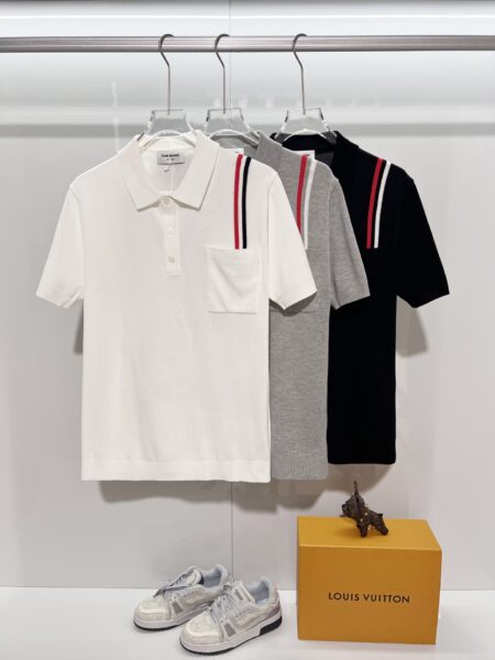 [톰브라운] RWB 스트라이프 포켓 니트 폴로 셔츠 (3 COLORS)