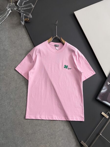[디올] 클로버 자수 반팔 티셔츠 (3 COLORS)