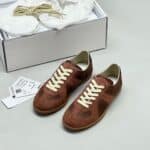 DARK BROWN