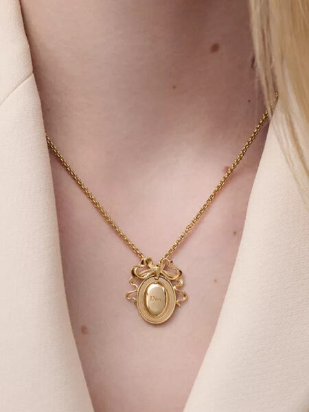 [디올] Dior Médaillon 네크리스 N3647WOMMT