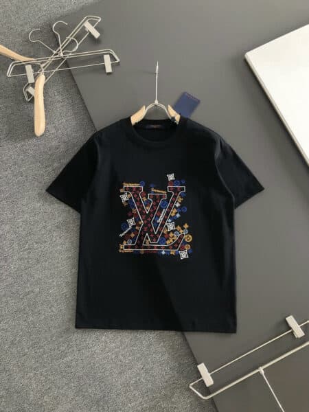 [루이비통] LV 이니셜 멀티컬러 모노그램 반팔 티셔츠 (2 COLORS)