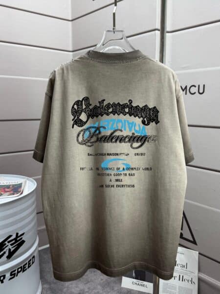 [발렌시아가] 워싱 그래픽 오버사이즈 반팔 티셔츠 (3 COLORS)
