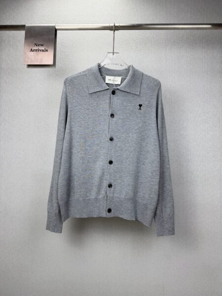 [아미] 하트 로고 카라 가디건 (2 COLORS)