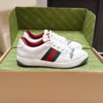 WHITE / RED