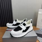 WHITE / BLACK