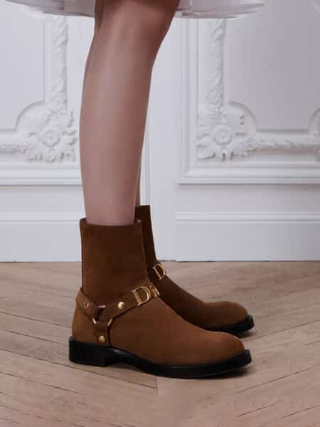 [디올] Dior Bolt 스웨이드 앵클 부츠 KCT314SUE