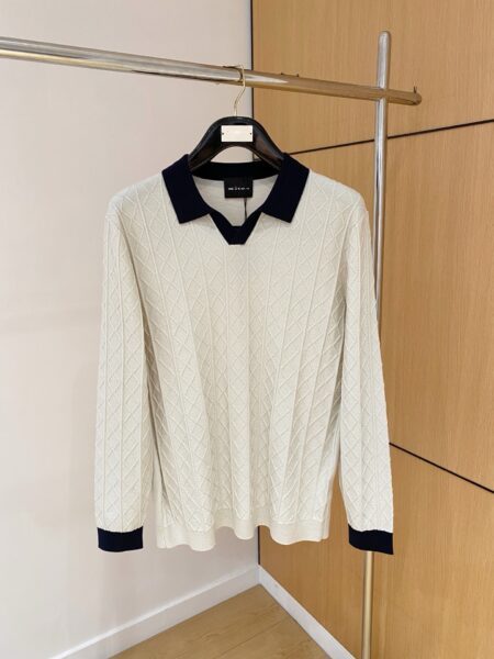 [키톤] 배색 카라 롱슬리브 니트 스웨터 (3 COLORS)